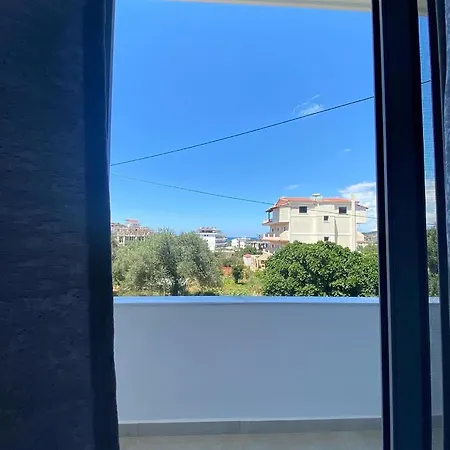 Violeta Yellow 1 Bedroom