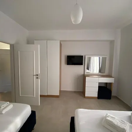 Violeta Yellow 1 Bedroom * Ksamil